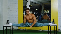 Men jean-claude van damme fitness mirrors muscular