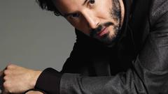 Men Keanu Reeves beard
