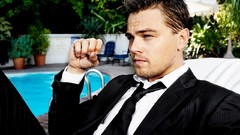 Men Leonardo DiCaprio suit swimming pools