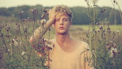 Men woman blondes hipster