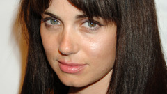 Mia kirshner Celebrity
