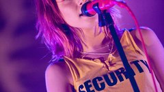 Microphones hayley williams paramore