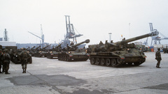 Military artillery howitzer