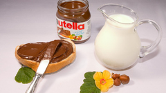 Milk food bread nutella