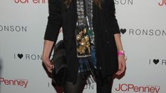 Milla jovovich Celebrity