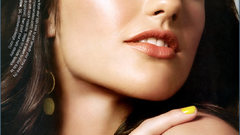 Minka kelly closed eyes