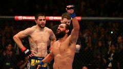 Mma ufc carlos condit johny hendricks UFC 158