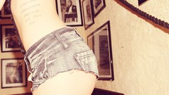 Models denim shorts Andrea