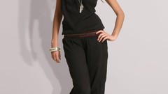 Models Natalie Suliman