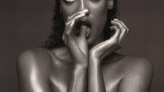 Models tyra banks monochrome