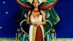 Monica Bellucci Cleopatra