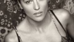 Monica Bellucci monochrome