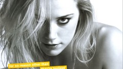 Monochrome amber heard