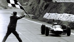 Monochrome formula one