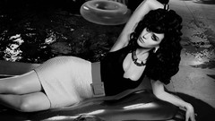 Monochrome katy perry innertubes