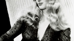 Monochrome veronica Lake greyscale