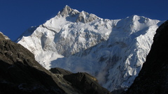 Montagnes de neige berge