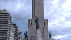 Monumento la bandera bedtime