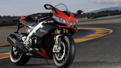 Motorbikes Aprilia RSV4