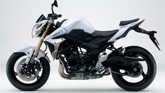 Motorbikes Suzuki GSR750 Suzuki