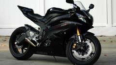 Motorbikes yamaha r6