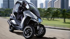 Motorcycles silver Scooters motorbikes