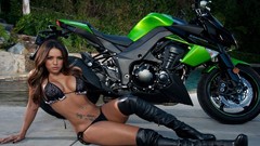 Motorcycles woman Superbike Kawasaki tattoos boots models 