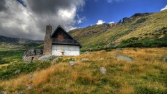 Mountain House widescreen nature
