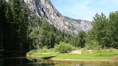 Mountain valley high Resolution