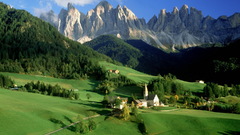 Mountains Green paradise little side