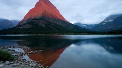 Mountains reflections