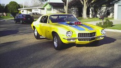 Muscle cars camaro z 28