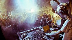 Music DJs deadmau5 dancing