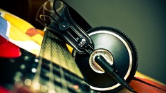 Music headphones akg