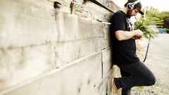 Music Men headphones outdoors listening