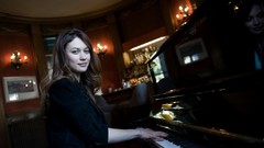 Music piano olga kurylenko