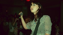 Music woman Blood Red Shoes Laura-Mary Carter