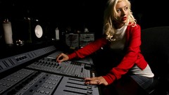 Music woman Christina Aguilera blondes