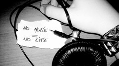 Music woman DJ no life