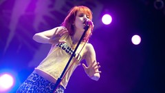 Music woman emo hayley williams paramore microphones singers 