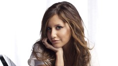 Music woman High School Musical Hellcats USA ashley tisdale 