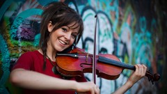 Music woman violins Lindsey Stirling