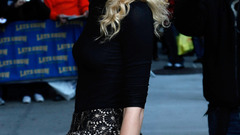 Musicians girl blondes Women