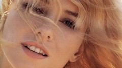 Naomi Watts faces Actress blondes blue eyes pink lipstick