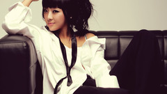 Narsha k-pop Brown Eyed