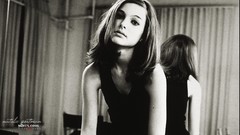 Natalie Portman Actress grayscale