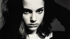 Natalie Portman grayscale monochrome