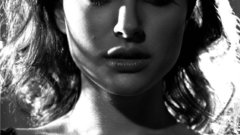 Natalie Portman monochrome greyscale