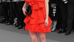 Natalie Portman monochrome selective coloring