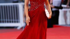 Natalie Portman red dress